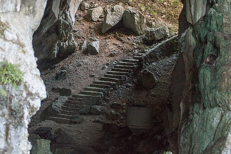 La Cueva de los Portales, La G�ira National Park, Cuba